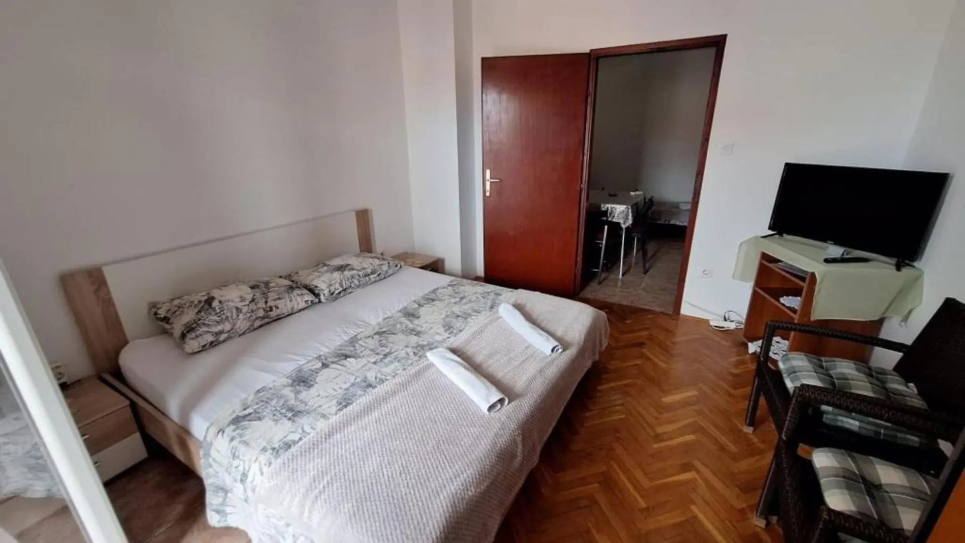 Apartments Villa Esto - One Bedroom Apartment With Balcony 2 Biograd Na Moru