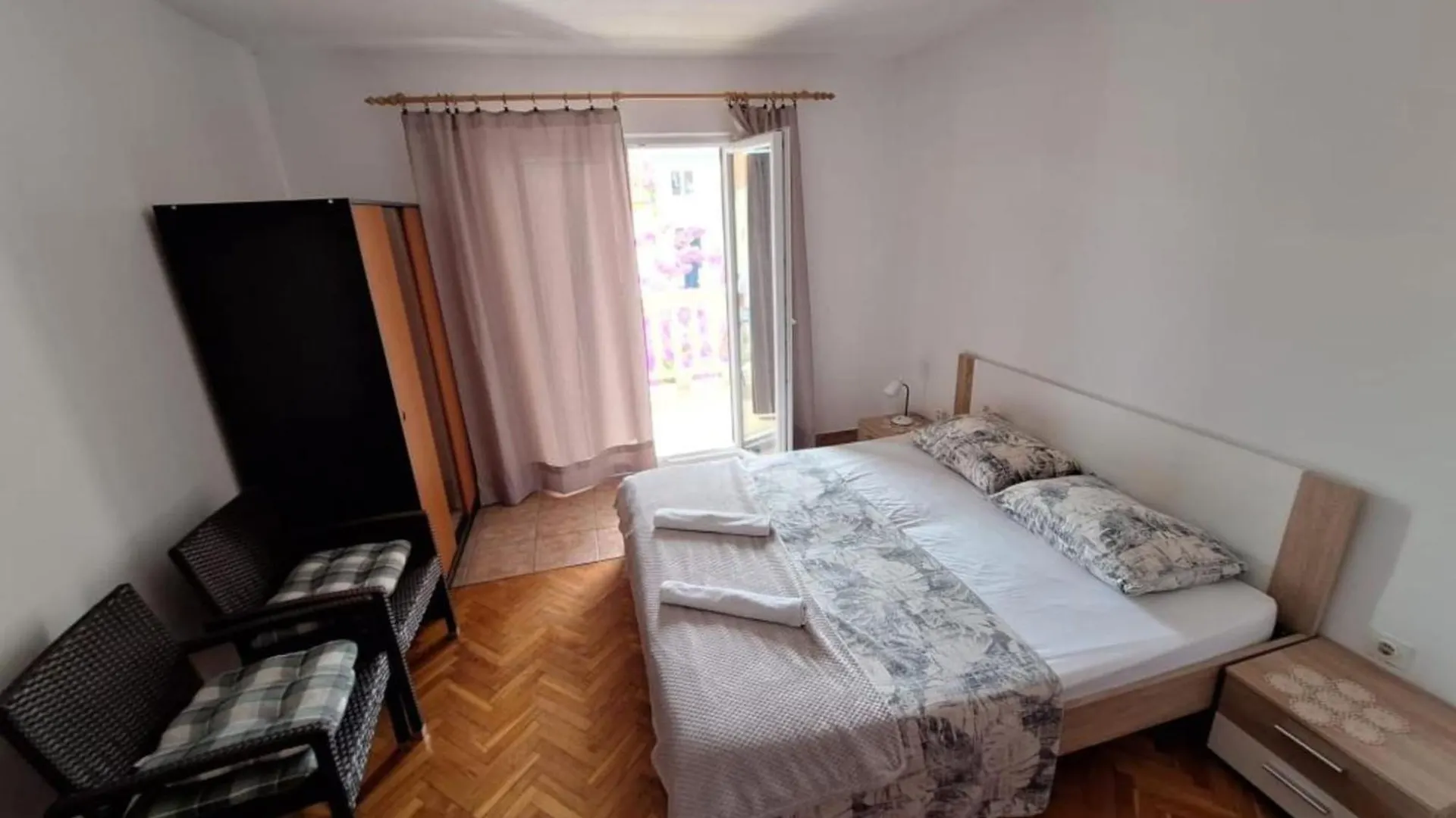Apartments Villa Esto - One Bedroom Apartment With Balcony 2 Biograd Na Moru